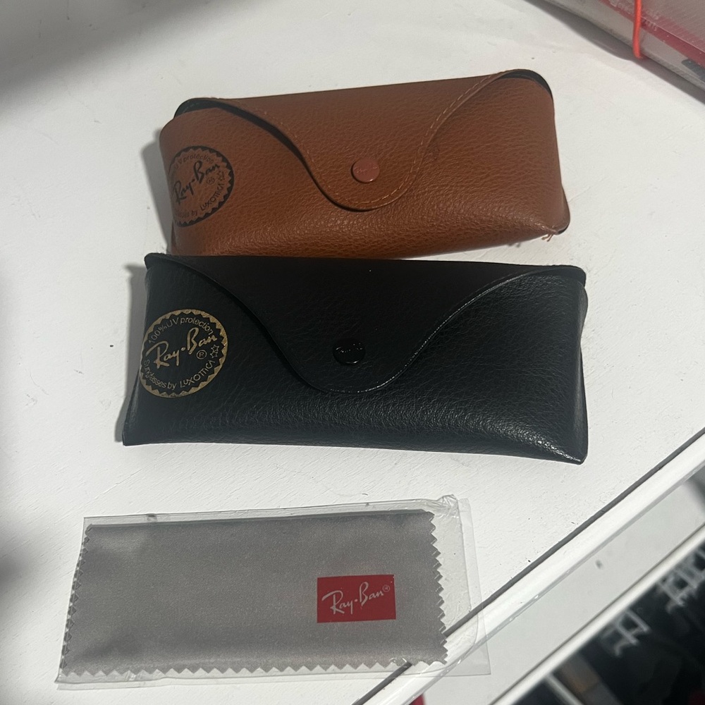 Rayban case x2